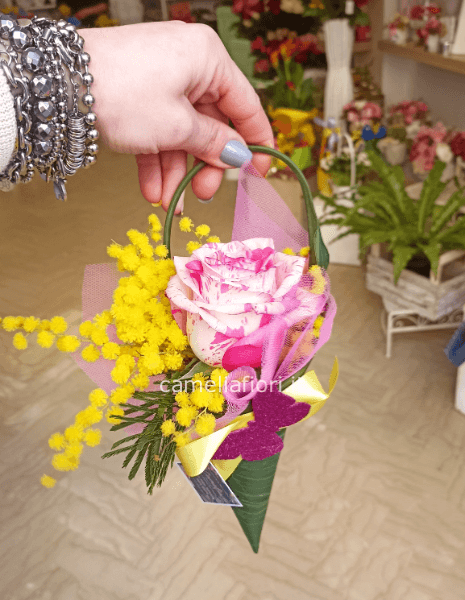Connetto con fiore