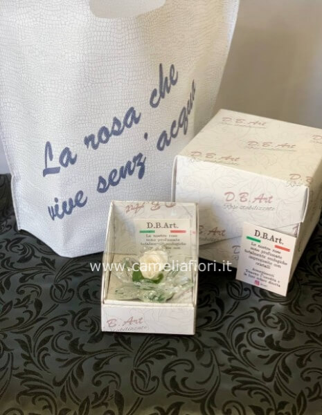 Rosa stabilizzata piccola con cristalli